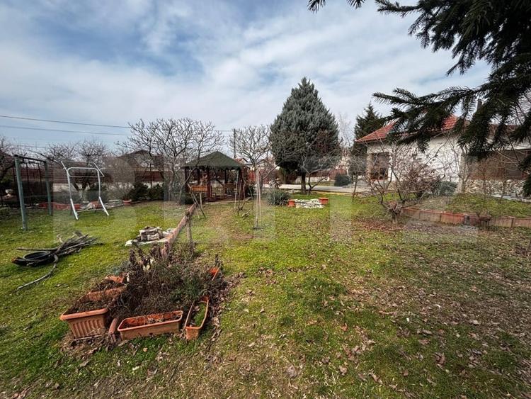 Teren intravilan 617 mp, bucătărie de vară, Preajba, zona Damila. - 2