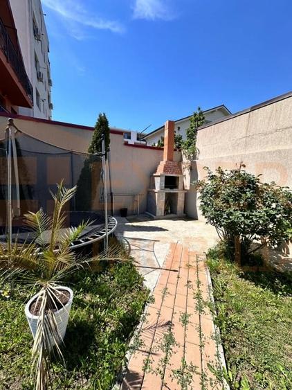 Casa primitoare in zona Mamaia Sat - 11