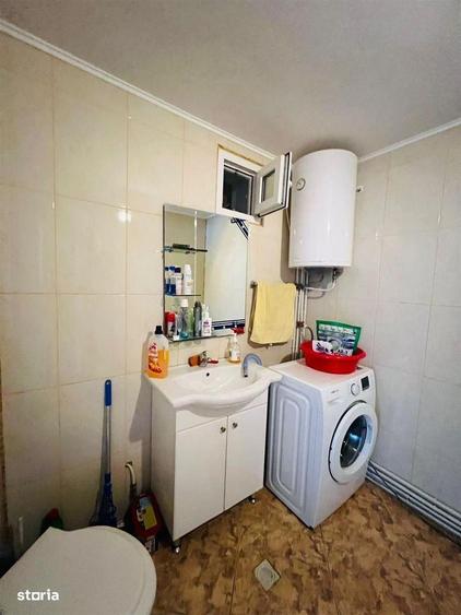 Casa in zona de dealuri - 10