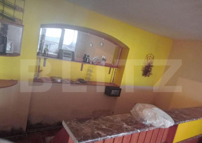 Spatiu Comercial cu apartament de 2 camere la etaj 300mp, Be - 11