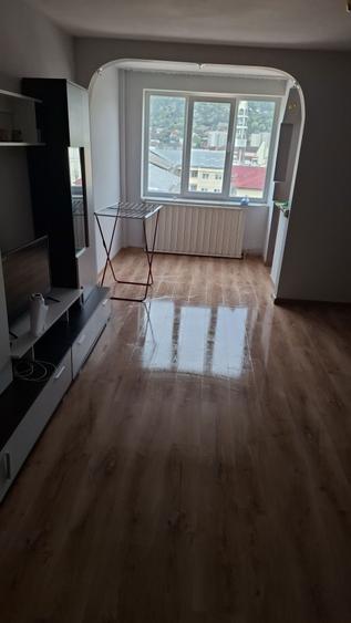 Se inchiriaza apartament o camera zona centrala - 3