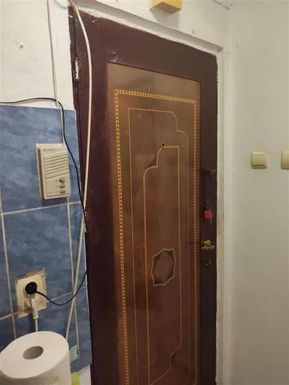 Garsoniera Etaj Intermediar zona Buziasului - 3