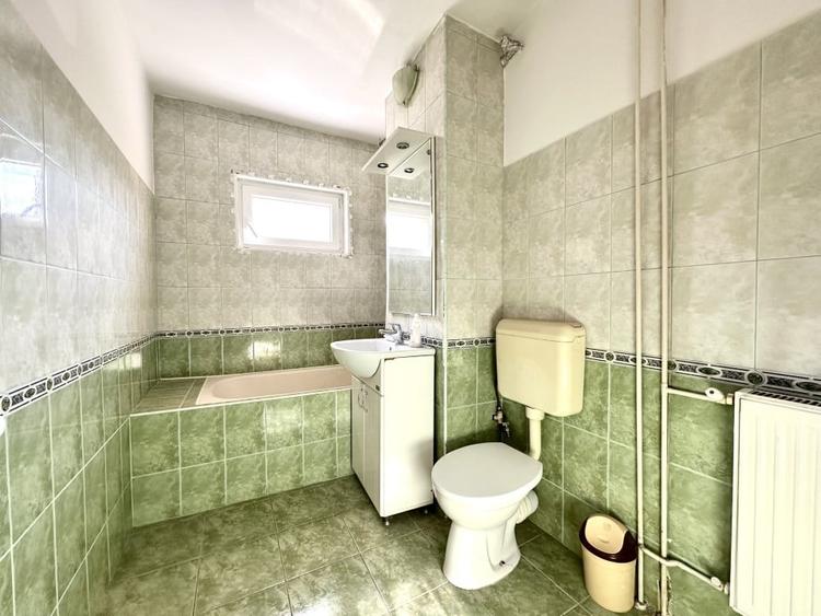 Apartament 3 camere, 65 mp utili, pret excelent - 5