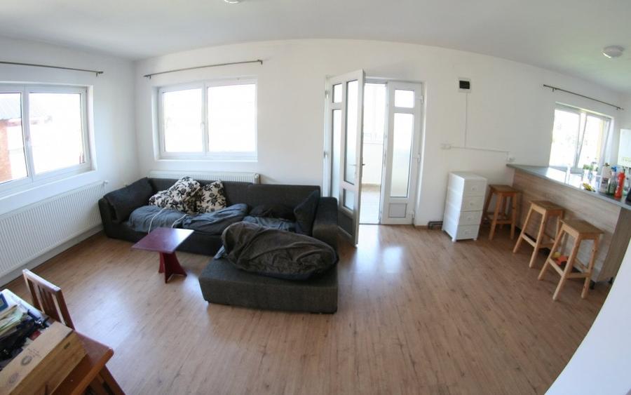 Casa mobilata si utilata la strada asfaltata cu acces usor - 1