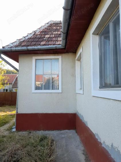 Vand casa in Sebi? Arad, cu 4 camere, bucatarie, baie. - 3