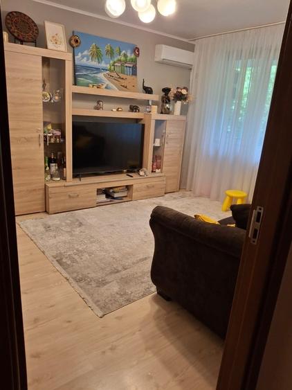 Apartament cu 2 camere decomandat în Brâncoveanu