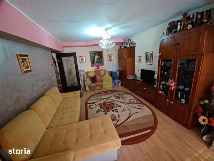 Apartament cu 2 camere decomandat în Barieră