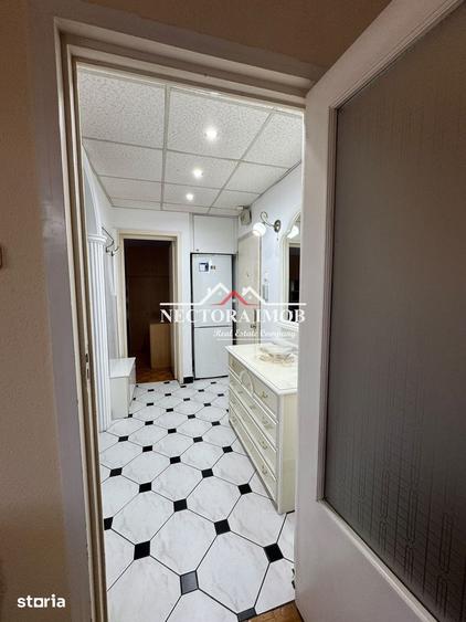 Apartament cu 3 camere în Orașul Nou