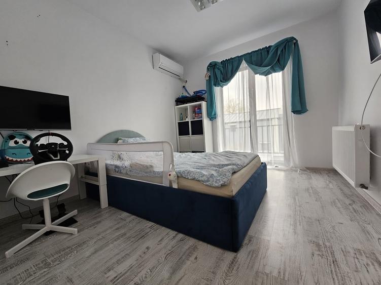 Casă cu 4 camere cu Teren 170 Mp în Berceni