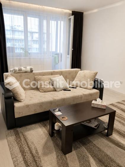 Apartament cu 2 camere semidecomandat, mobilat în Gheorgheni