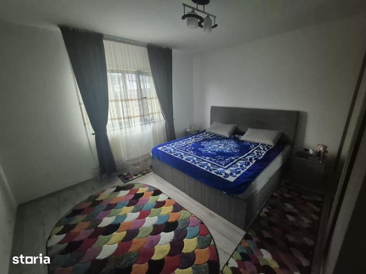 Casă cu 3 camere cu Teren 450 Mp în Tomești