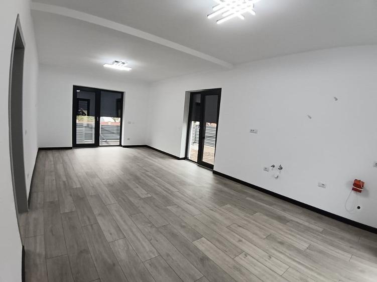 Casă cu 3 camere cu Teren 300 Mp în Burdujeni