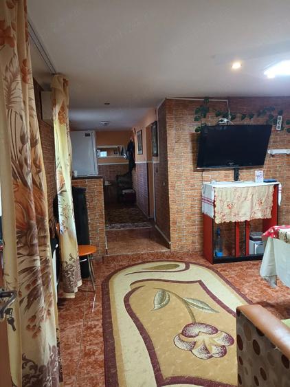 Casă cu Teren 1321 Mp în Nana