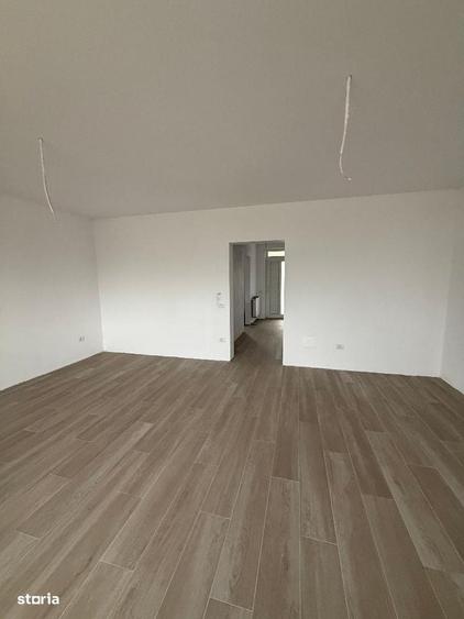 Casă cu 3 camere cu Teren 112 Mp în Central