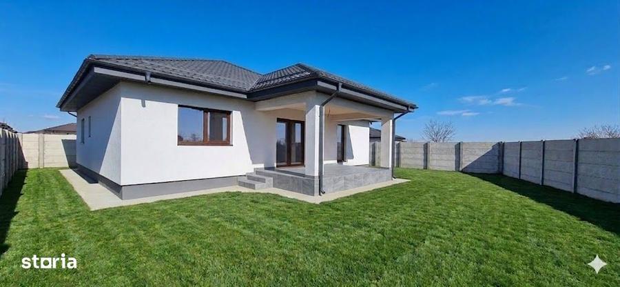 Casă cu 4 camere cu Teren 400 Mp în Clinceni