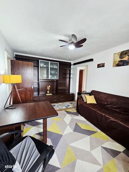 Apartament cu 3 camere în Berceni