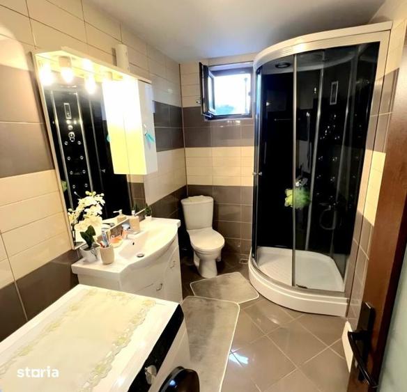 Casă cu 4 camere cu Teren 176 Mp în Central