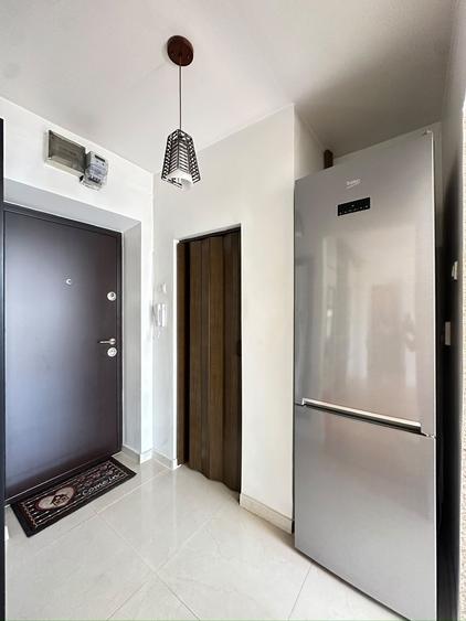 Apartament cu 2 camere semidecomandat, mobilat în Ștefan cel Mare