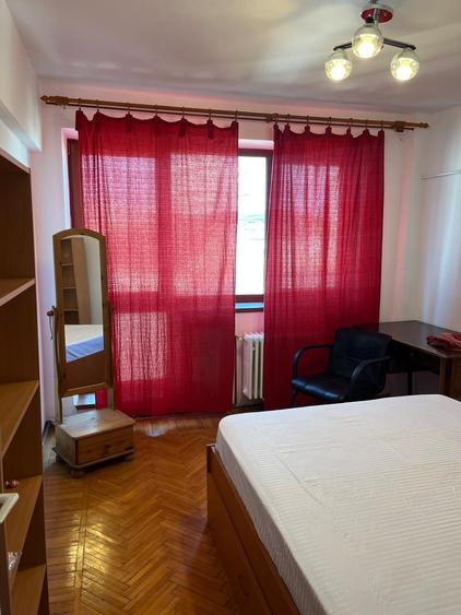 Apartament cu 3 camere în Albești
