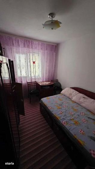 Apartament 3 camere nelocuit de vanzare - Slobozia, IL - 8