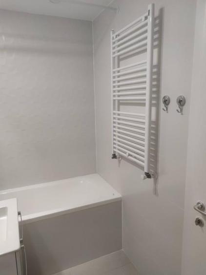 Apartament cu 2 camere decomandat, mobilat în Theodor Pallady