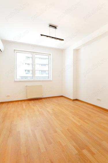 Apartament cu 5 camere decomandat în Herăstrău