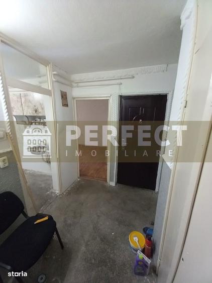 Apartament cu 3 camere decomandat în 9 Mai