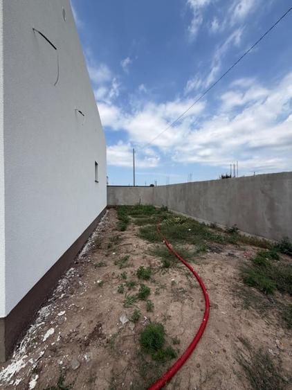 Casă parter 110 mp utili, 3 dormitoare, teren 406 mp, zona Magnolia - 2