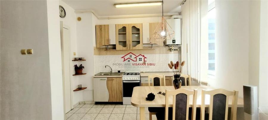 Apartament cu 2 camere decomandat în Ștrand