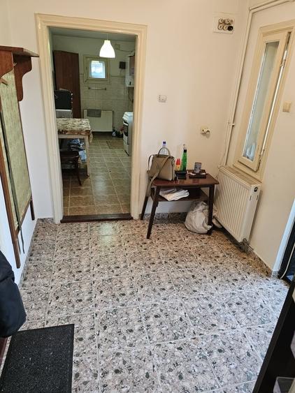 Casă cu 3 camere cu Teren 1000 Mp în Central