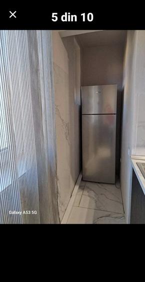 Apartament cu 3 camere semidecomandat în Horea