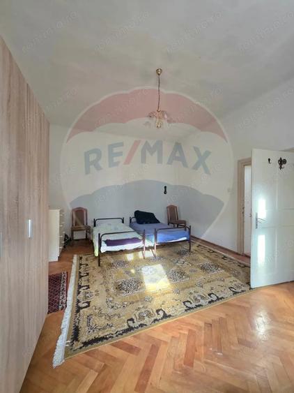 Casă cu 4 camere cu Teren 332 Mp în Ultracentral