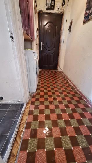 Apartament cu 3 camere nedecomandat în Șagului