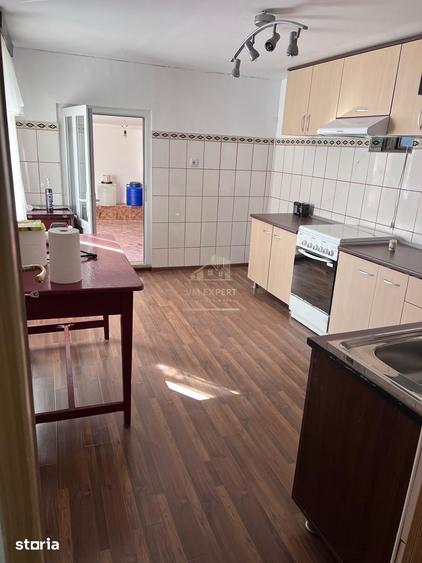 Casă cu 3 camere cu Teren 1709 Mp în Mioarele