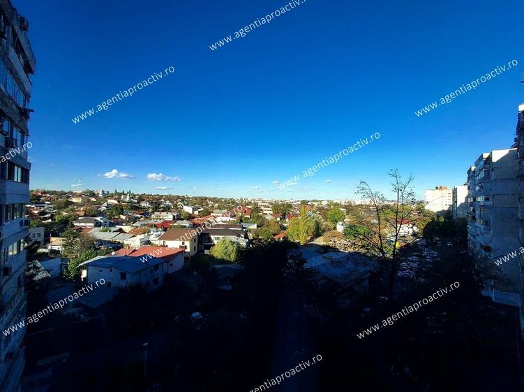 Garsonieră decomandată în Mazepa 1