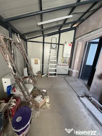 Spatiu comercial, 100 mp, zona centrala din Filiasi cu desch - Filiasi (Dolj)
