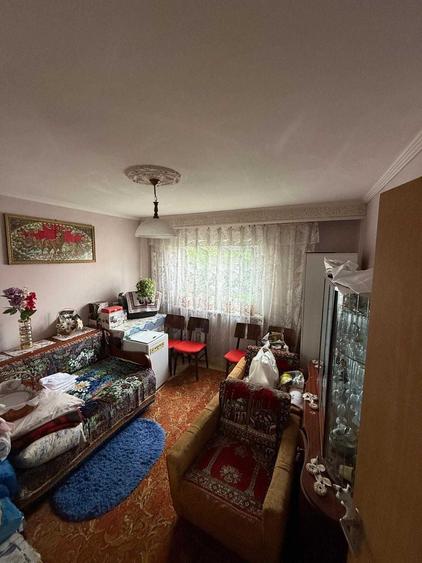 Apartament cu 3 camere decomandat în Găvana