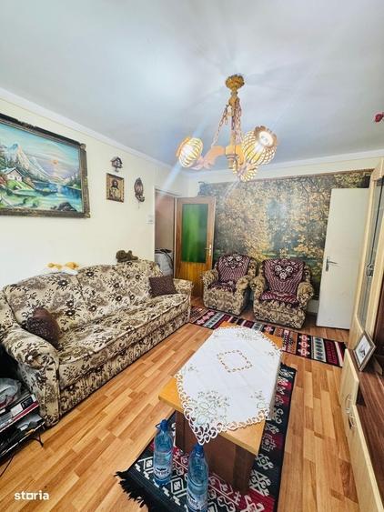 Apartament cu 3 camere în Iosia