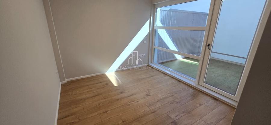Apartament cu 3 camere decomandat în 7 Noiembrie