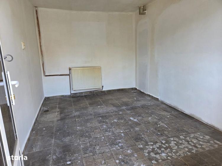 Casa ultracentrala + spatiu comercial | Teren 193 mp, Targoviste - 2