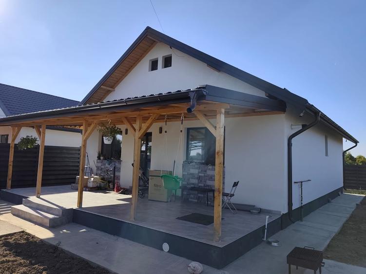 Casă individuală cu 3 camere cu Teren 350 Mp în Joița