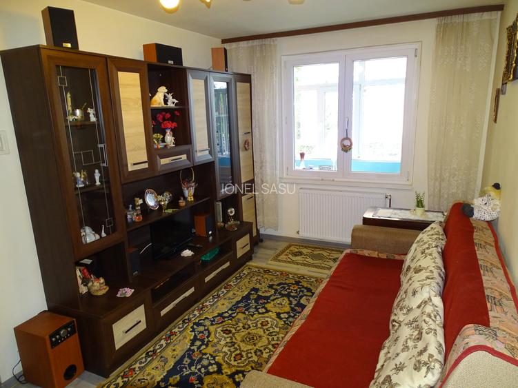 De vanzare garsoniera zona Astra cu balcon