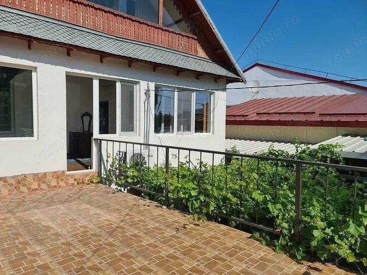 De inchiriat - casa P+1E+M - zona Port, langa liceul de Marina De inchiriat - casa P+1E+M - zona Port, langa liceul de Marina