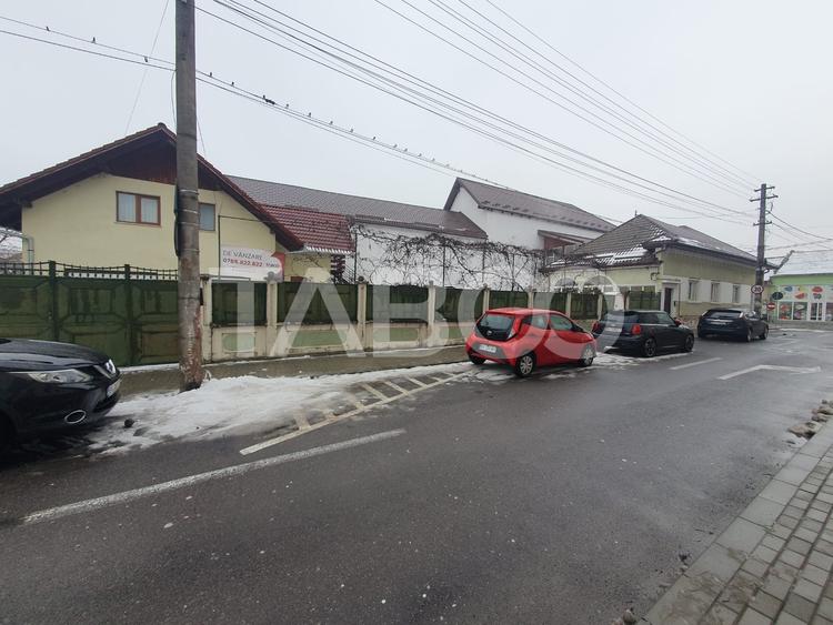 Proprietate exclusivista 2 case si 1 spatiu comercial in zona Centrala - 2