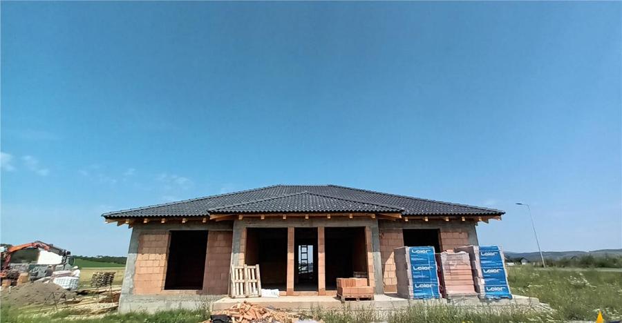 Casa la 15 minute de Brasov, DJ 112A, la rosu sau finalizata - 8