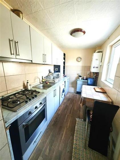 Vila  individuala 6 camere mobilata si utilata amplasare foarte buna - 20