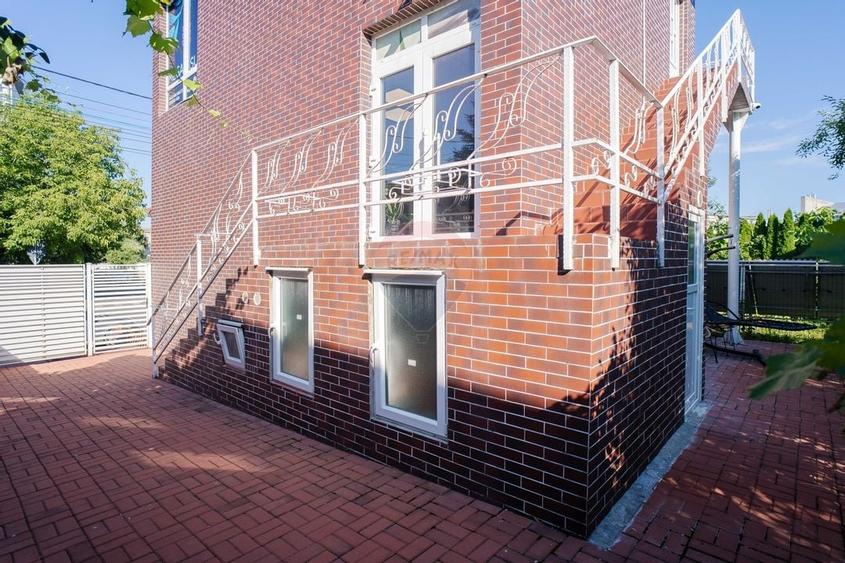 CLADIRE COMERCIALA CU SPATII OPEN SPACE - 7