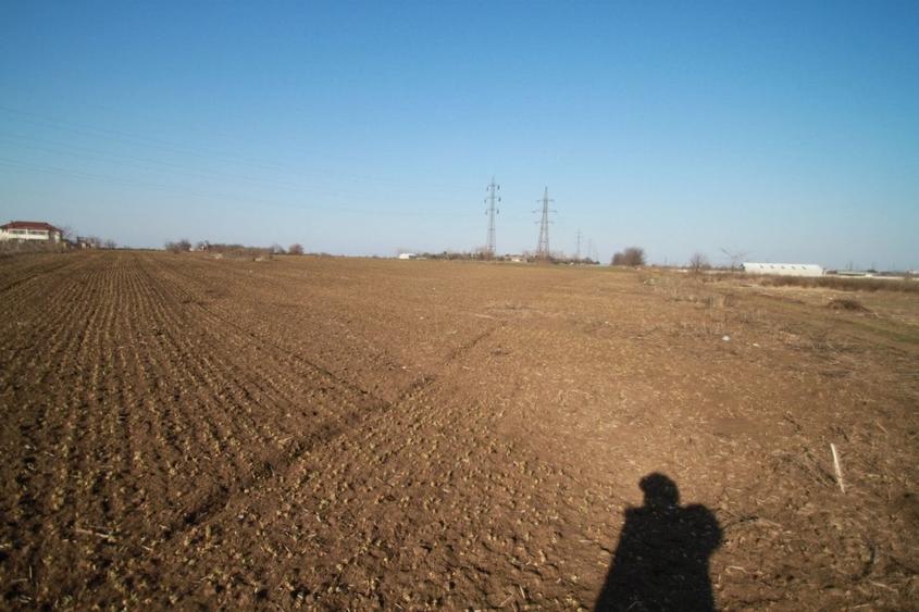 Teren intravilan- zona Veterani - 6