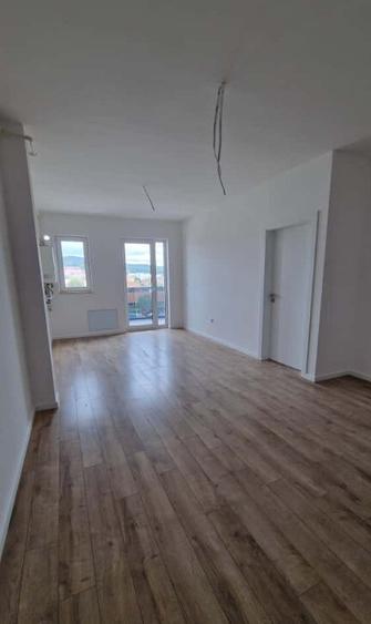 Apartament 2 camere bloc nou - 4