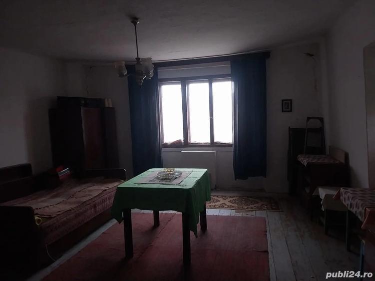 Casa veche cu teren - 2